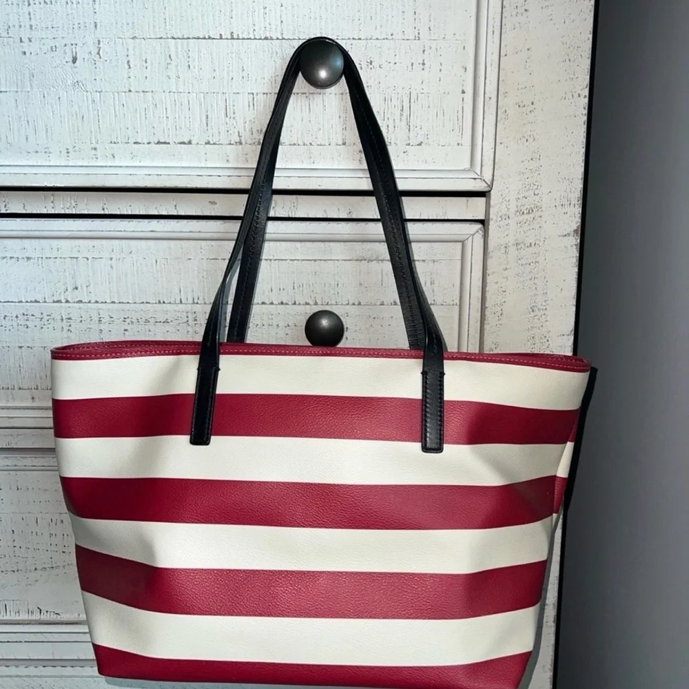 Kate Spade New York Hawthorne Lane Ryan Tote - Picture 2 of 4